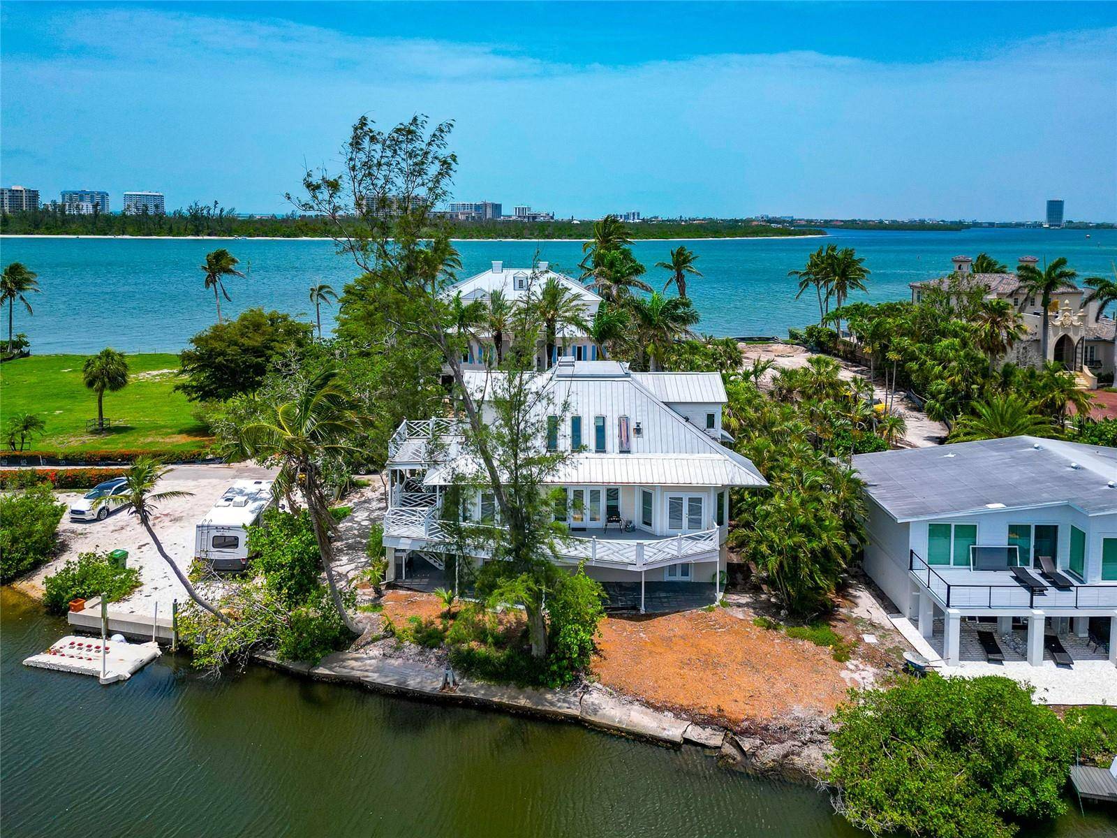 Sarasota, FL 34242,3737 BAYOU LOUISE LN