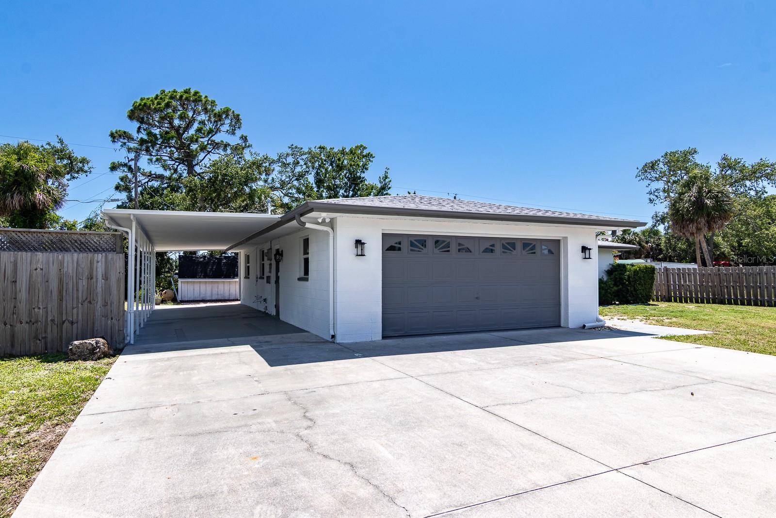 Venice, FL 34293,3338 ROSLYN RD