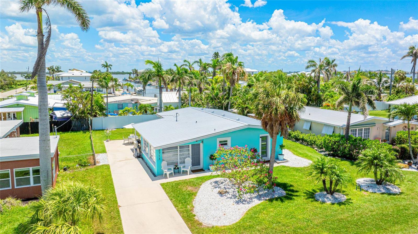 Holmes Beach, FL 34217,2713 AVENUE C