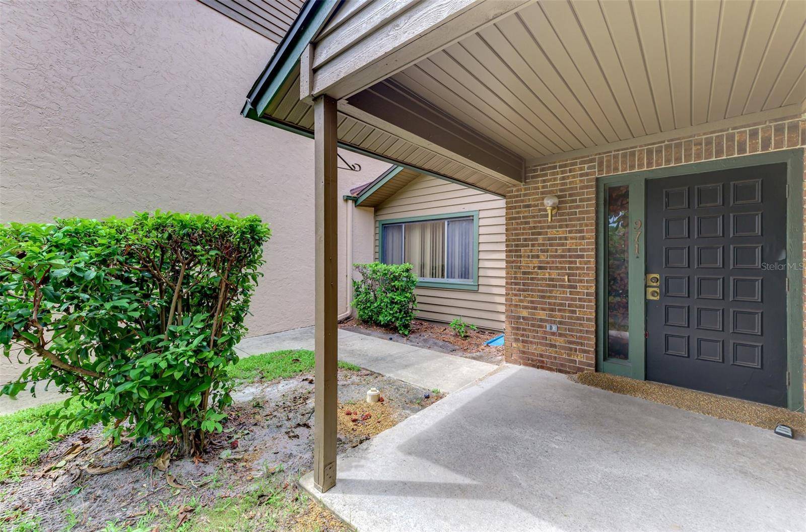 Sarasota, FL 34234,971 SUNRIDGE DR #110