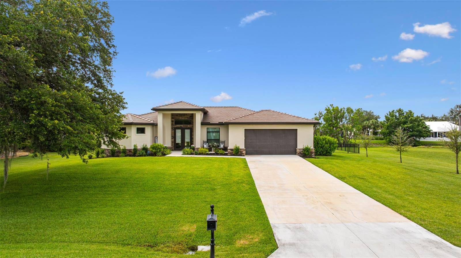 Alva, FL 33920,16630 WILLOW POINT CT