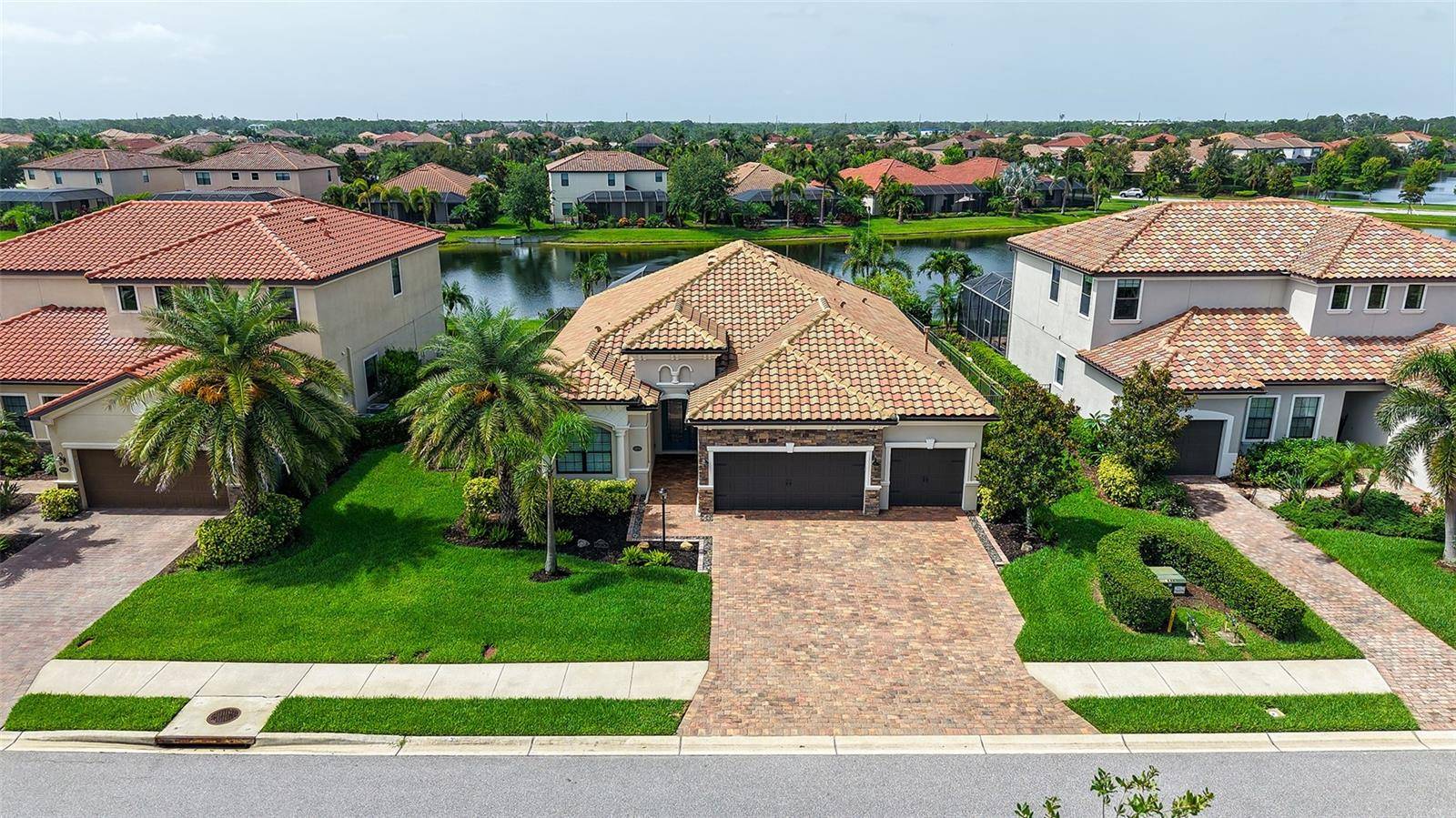 Lakewood Ranch, FL 34211,13220 SWIFTWATER WAY