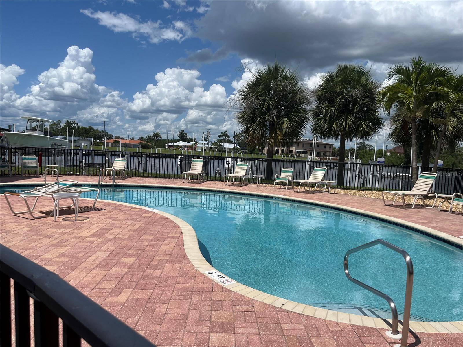 Punta Gorda, FL 33950,1340 ROCK DOVE CT #144