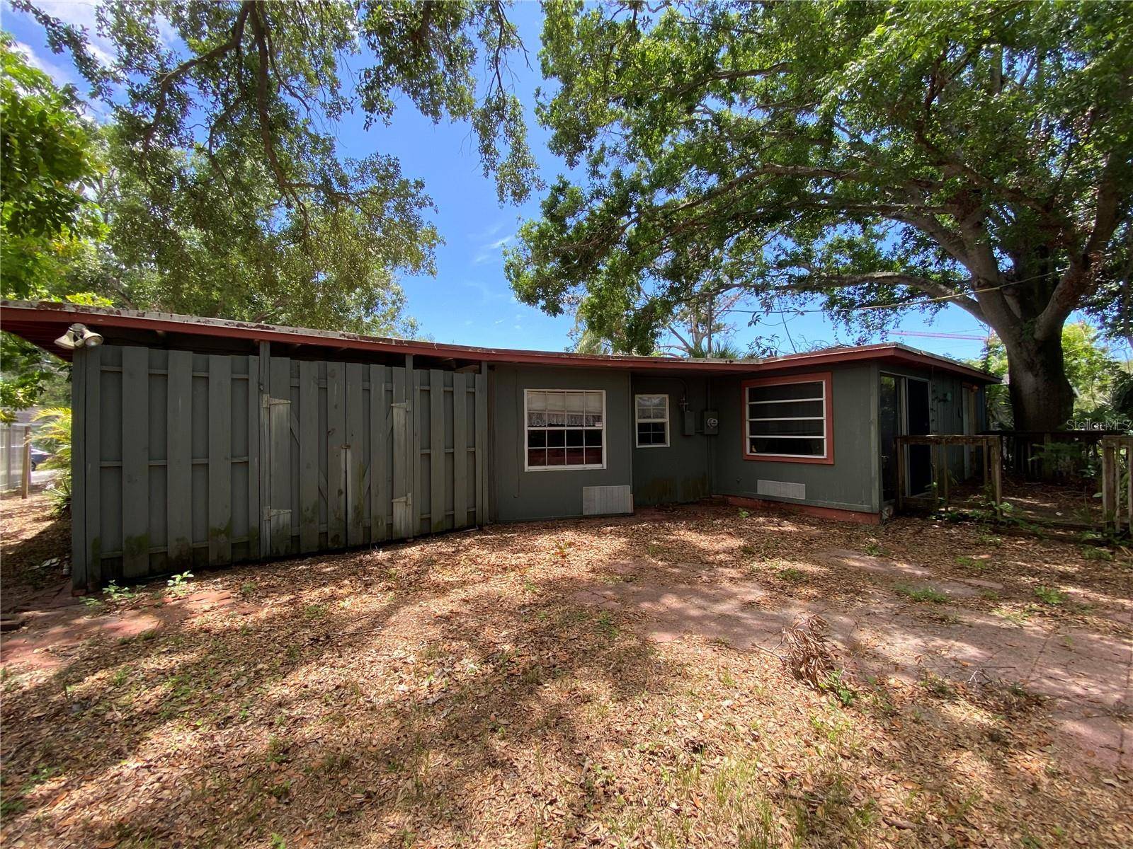 Sarasota, FL 34239,2115 TEMPLE ST