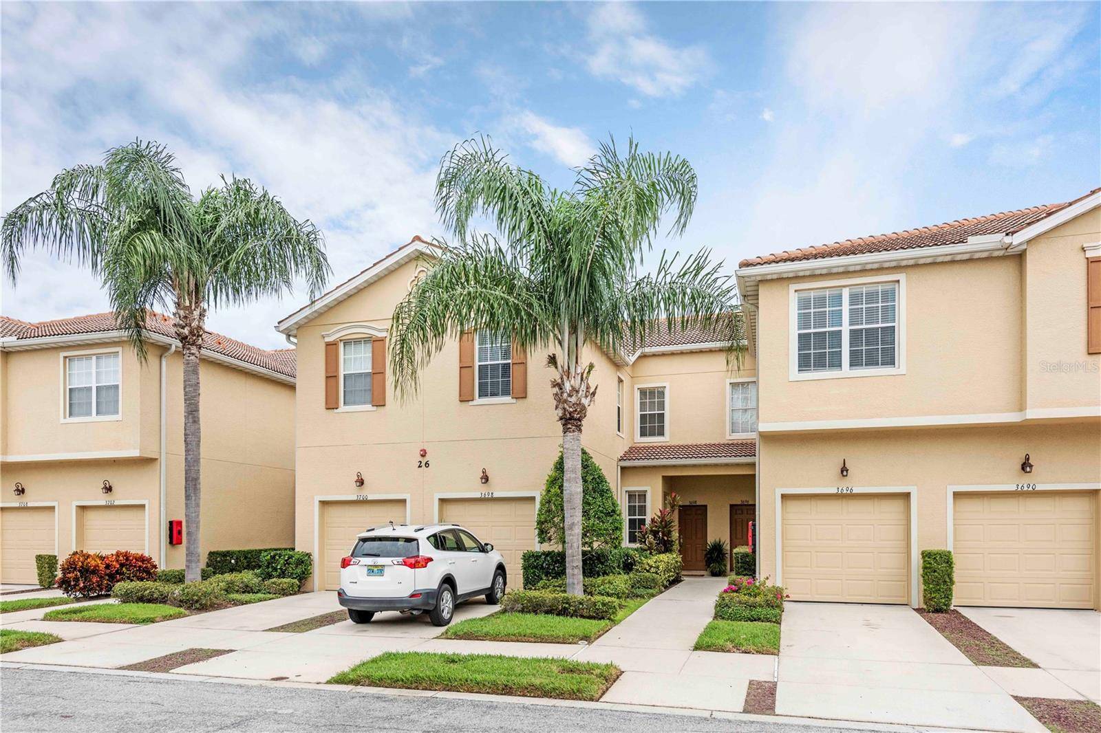 Sarasota, FL 34243,3698 PARKRIDGE CIR #26-104