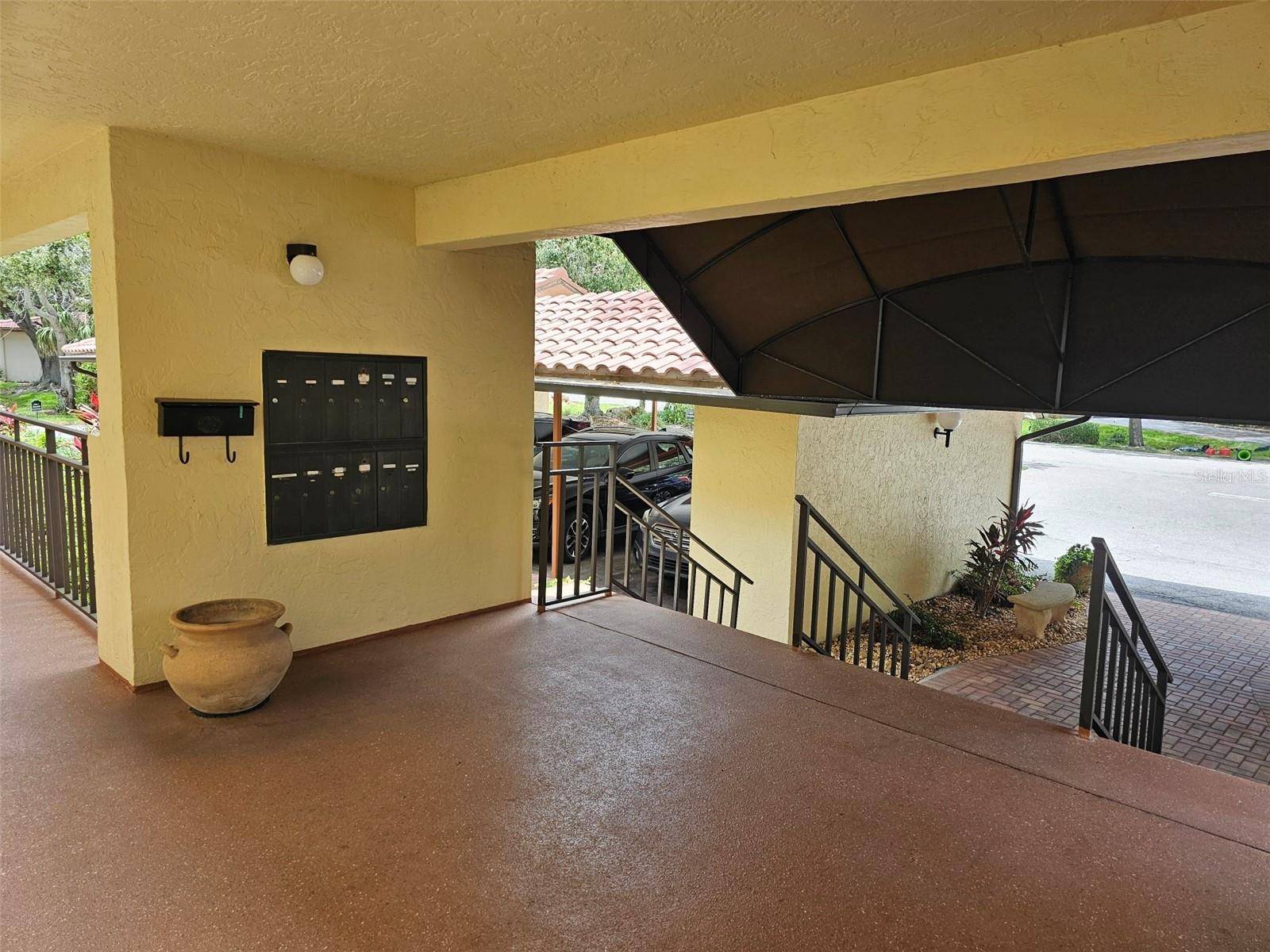 Bradenton, FL 34210,6430 SUN EAGLE LN #103