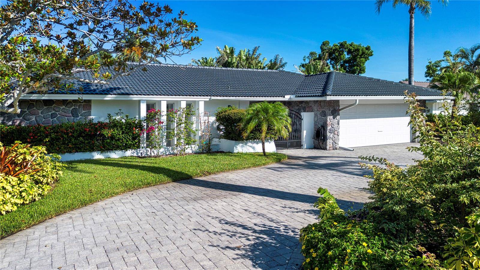 Sarasota, FL 34236,483 PARTRIDGE CIR