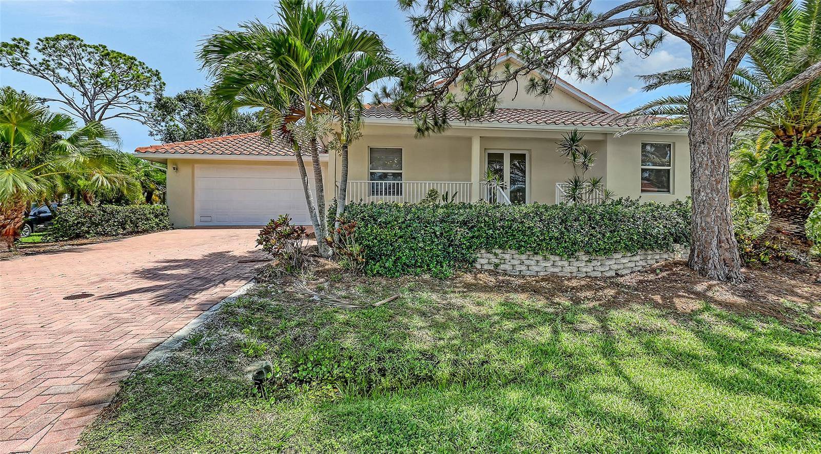 Nokomis, FL 34275,205 SUGARLOAF DR