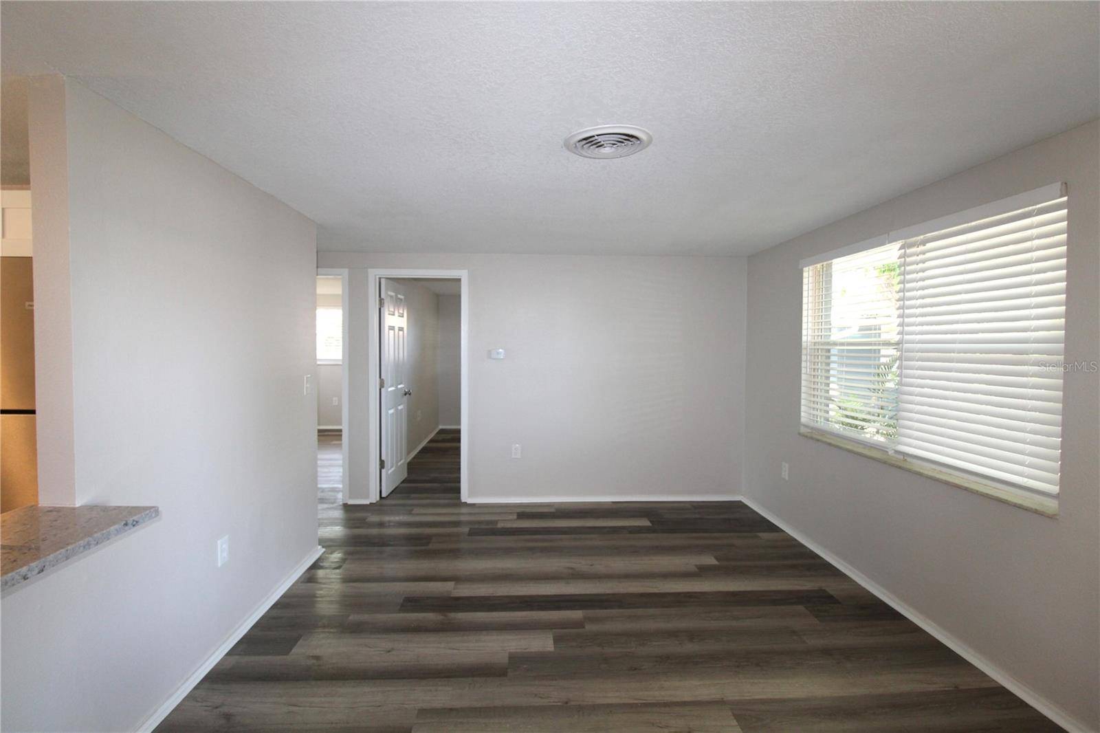 Nokomis, FL 34275,615 OSCEOLA RD #11