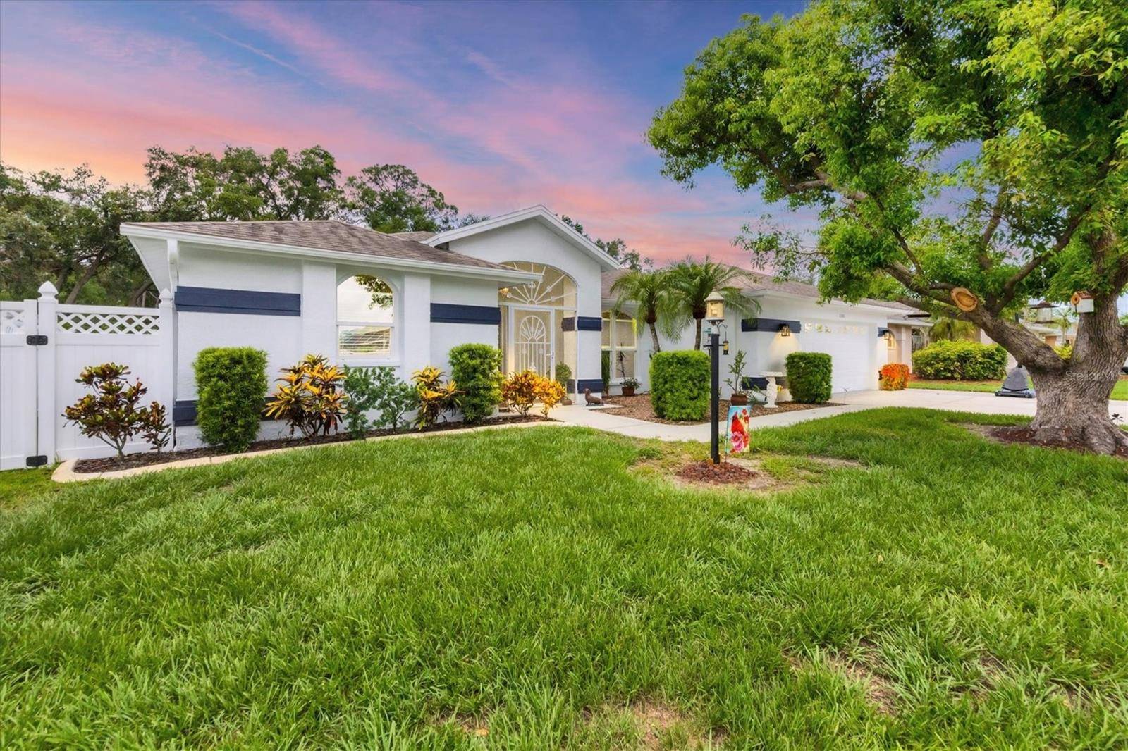 Sarasota, FL 34240,2381 APPALOOSA CIR