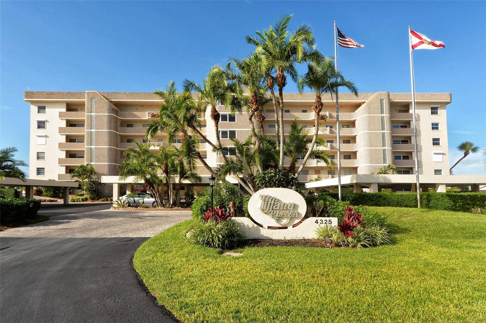 Longboat Key, FL 34228,4325 GULF OF MEXICO DR #204