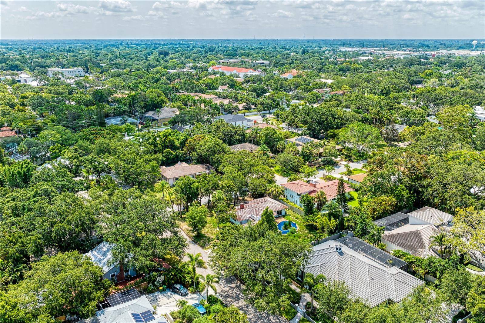 Sarasota, FL 34239,2504 MULBERRY TER