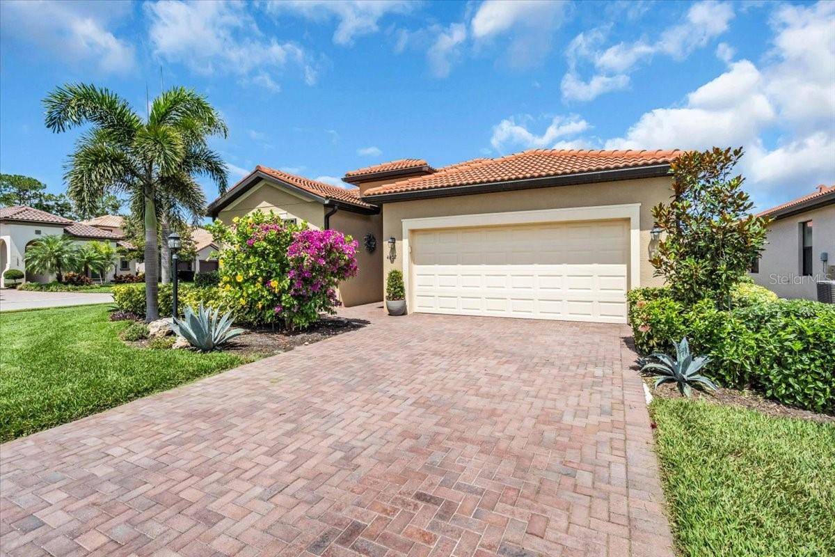 Bradenton, FL 34211,4602 ROYAL DORNOCH CIR
