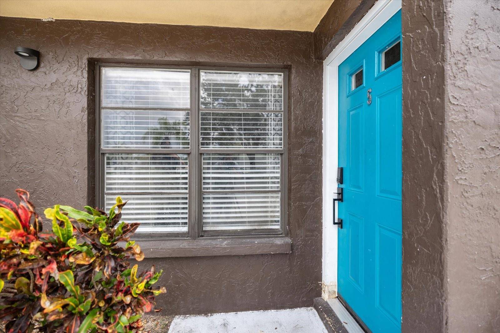 Sarasota, FL 34234,960 HIGHLAND ST #B-3
