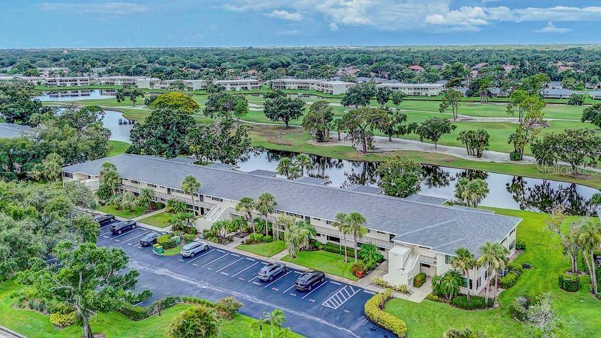 Sarasota, FL 34243,7110 FAIRWAY BEND LN #181