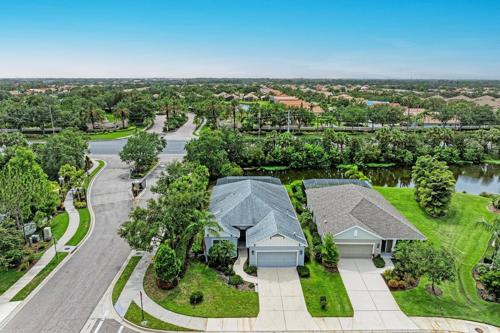 Sarasota, FL 34243,6516 PALM LEAF CT