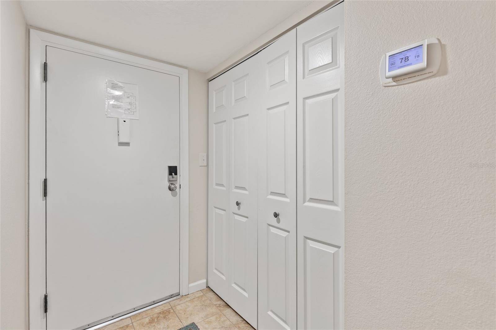 Sarasota, FL 34242,6265 MIDNIGHT PASS RD #205