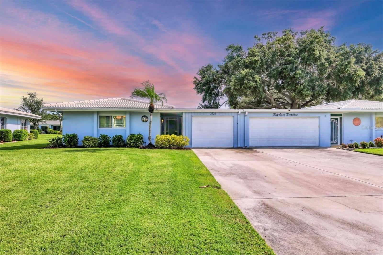 Sarasota, FL 34232,3721 SOMERVILLE DR #1513