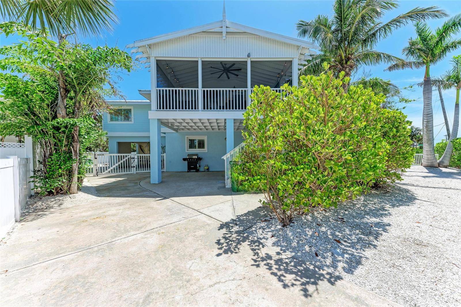 Anna Maria, FL 34216,733 HOLLY RD