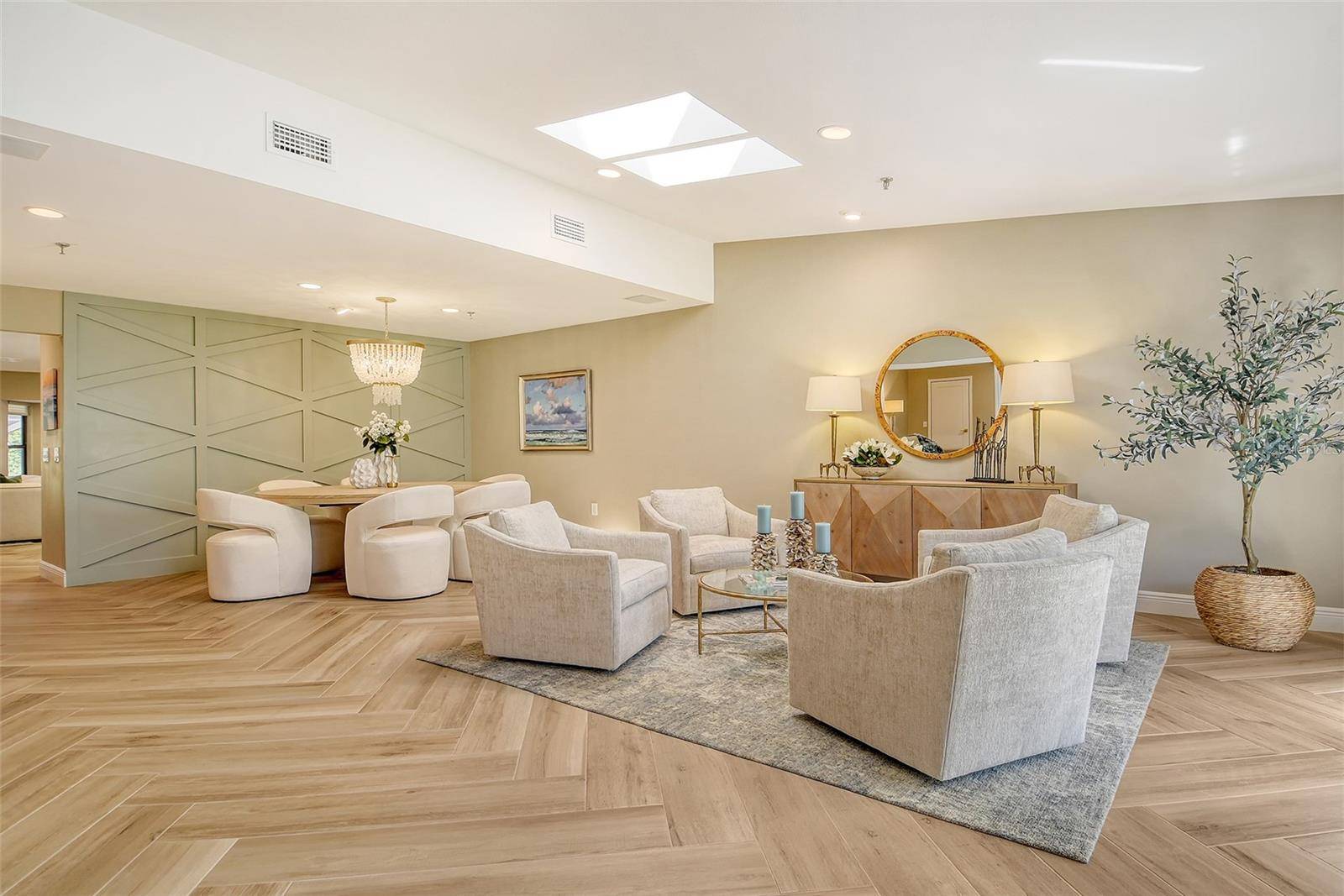 Longboat Key, FL 34228,2103 HARBOURSIDE DR #1102