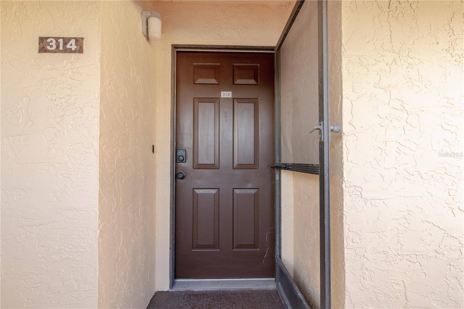 Port Charlotte, FL 33952,2395 HARBOR BLVD #314