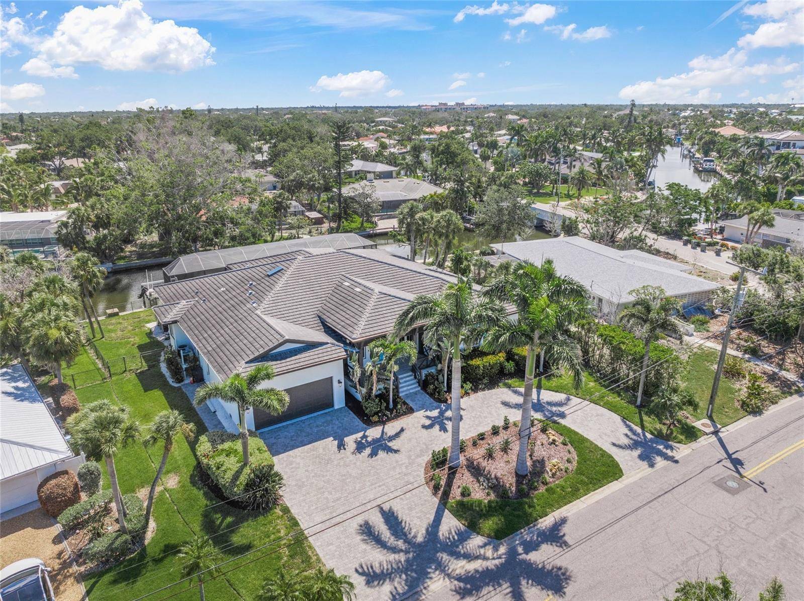 Sarasota, FL 34242,5569 CAPE LEYTE DR