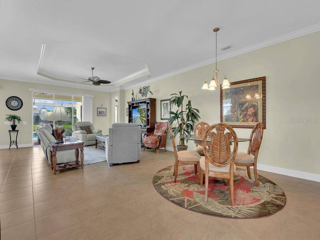 Cape Coral, FL 33991,2749 LAMBAY CT