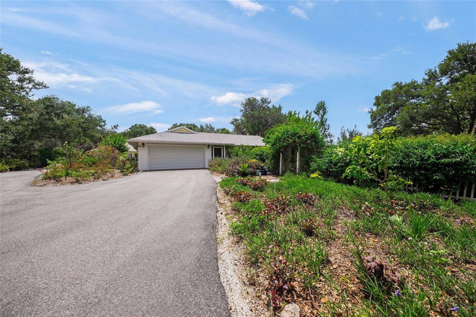 Sarasota, FL 34241,7343 PALOMINO TRL