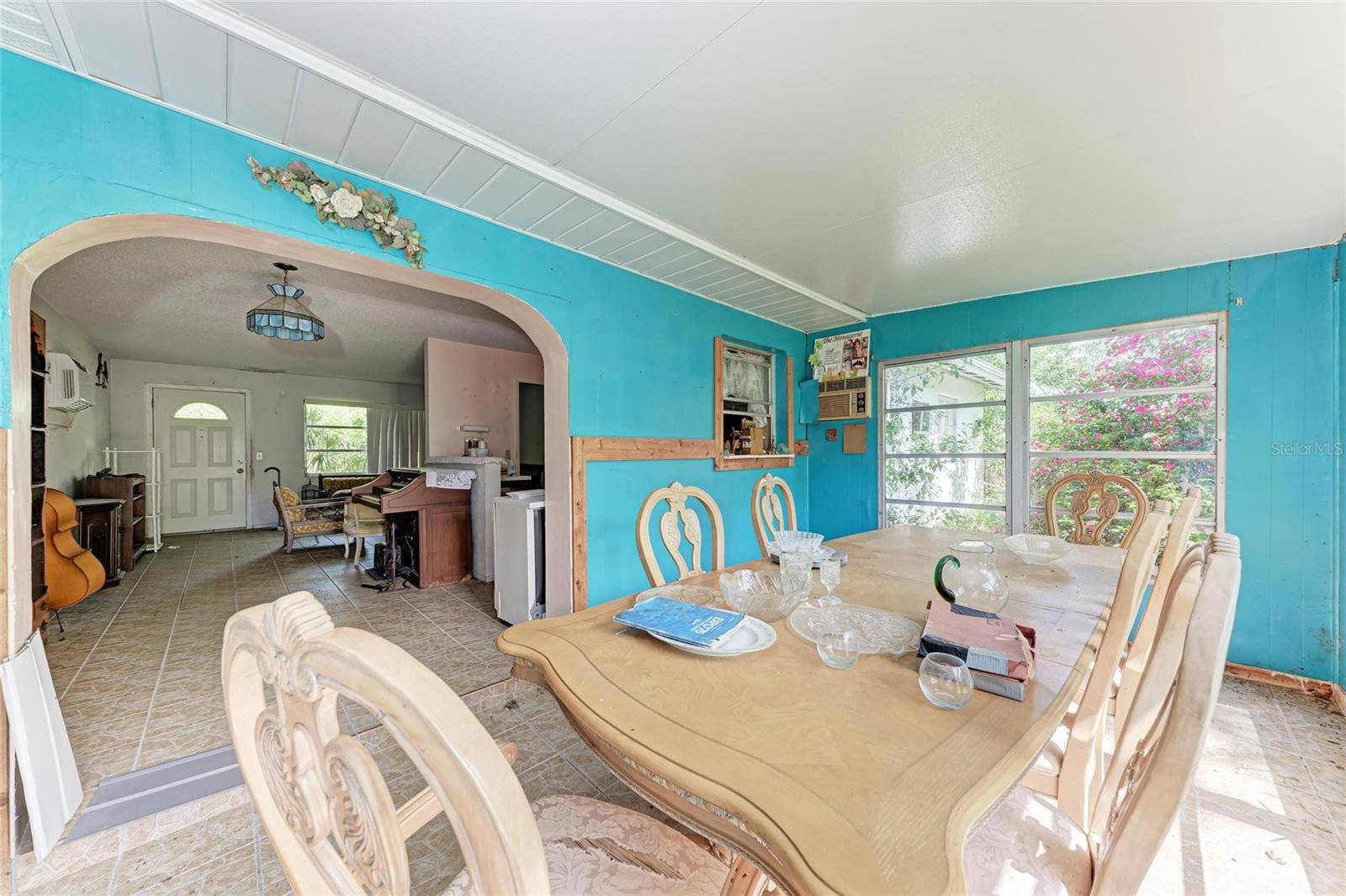 Seminole, FL 33776,10095 NASSAU CT