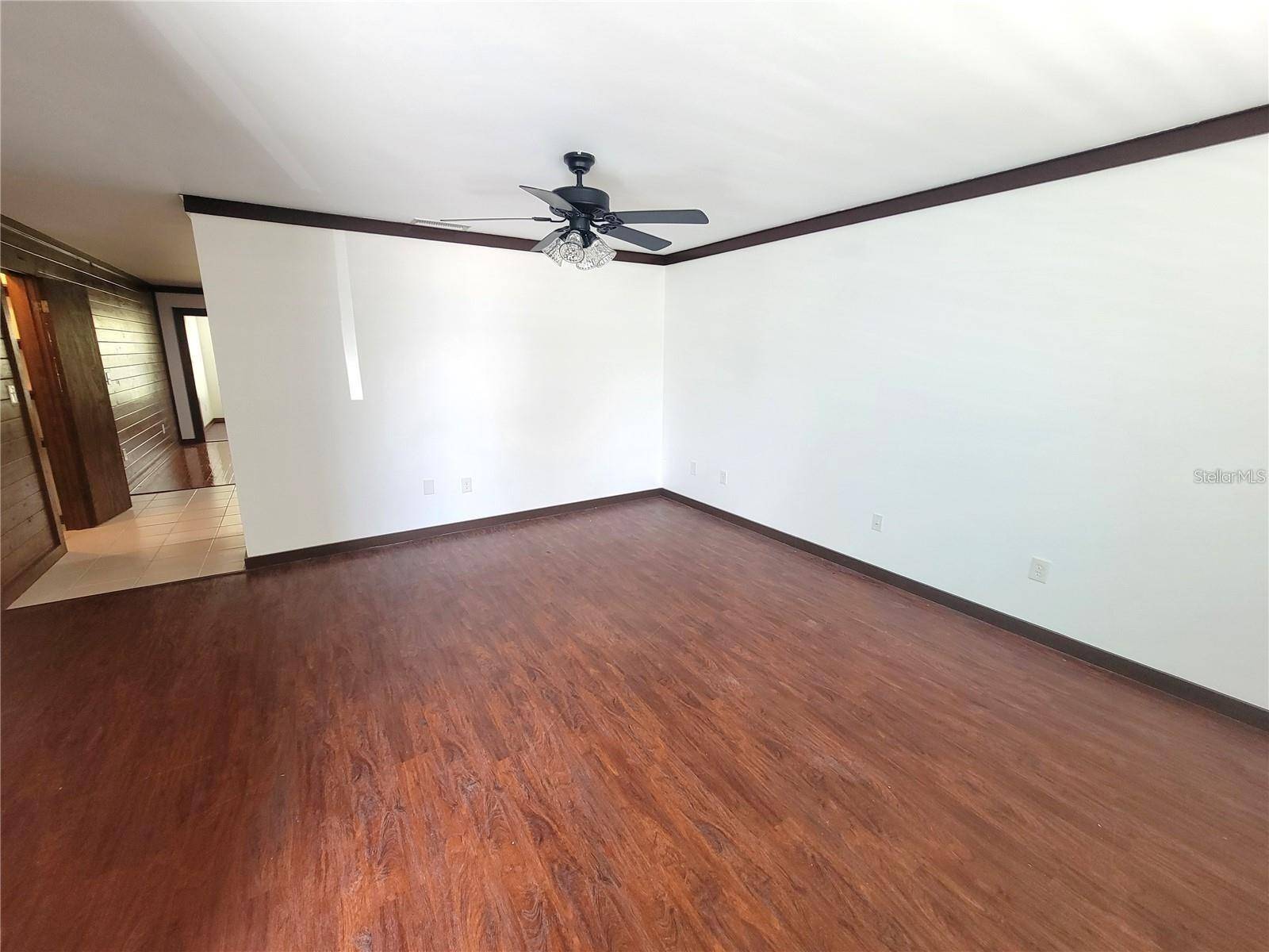 Holmes Beach, FL 34217,306 63RD ST #B
