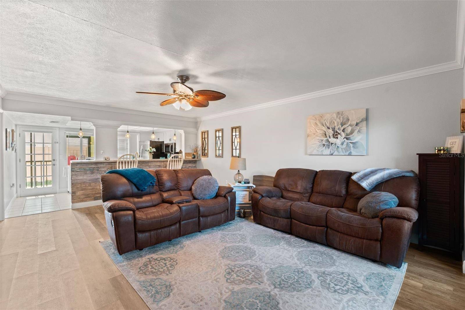 Bradenton, FL 34207,2415 BAYSHORE GARDENS Pkwy #2