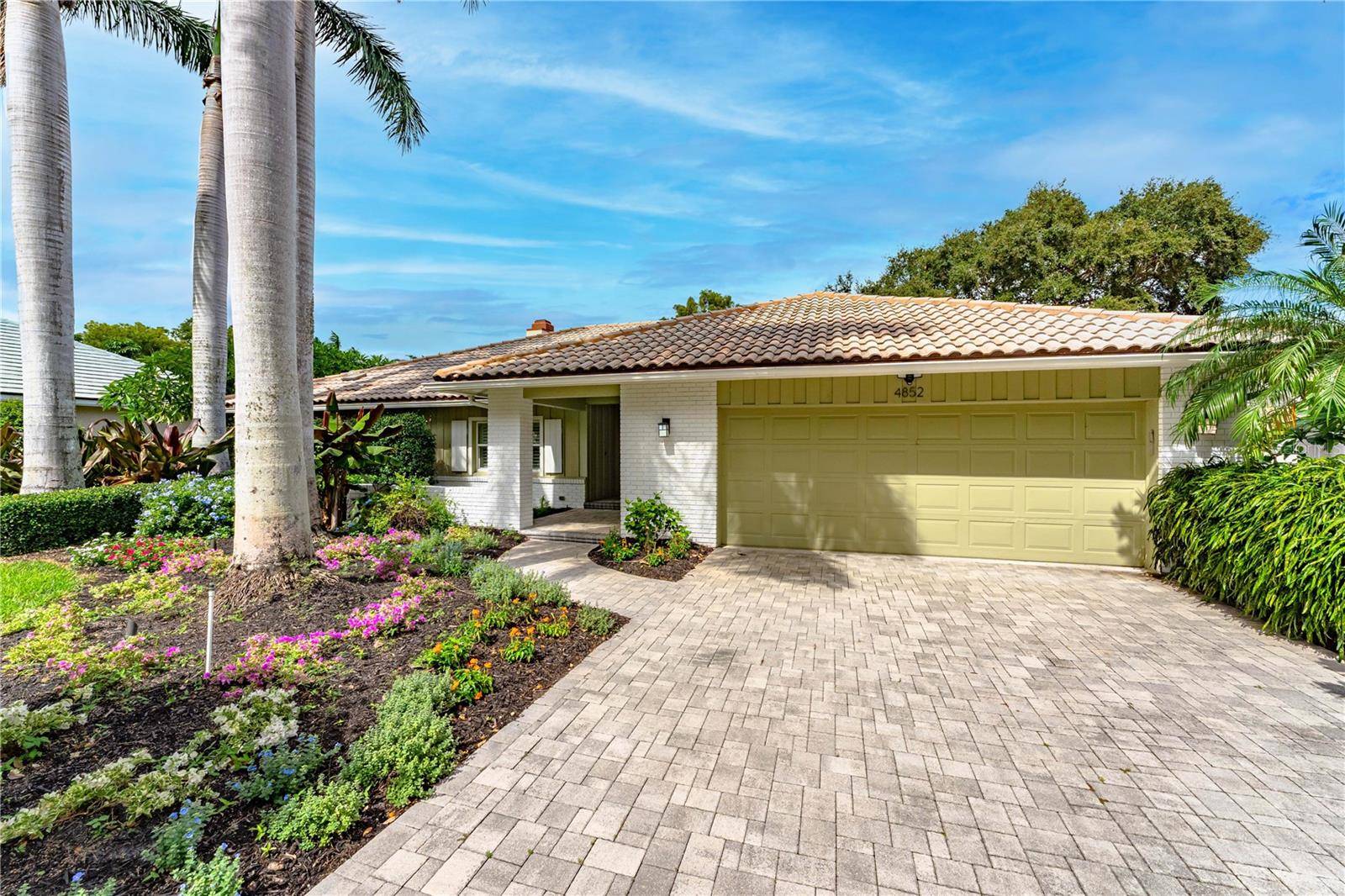 Sarasota, FL 34231,4852 PEREGRINE POINT CIR N