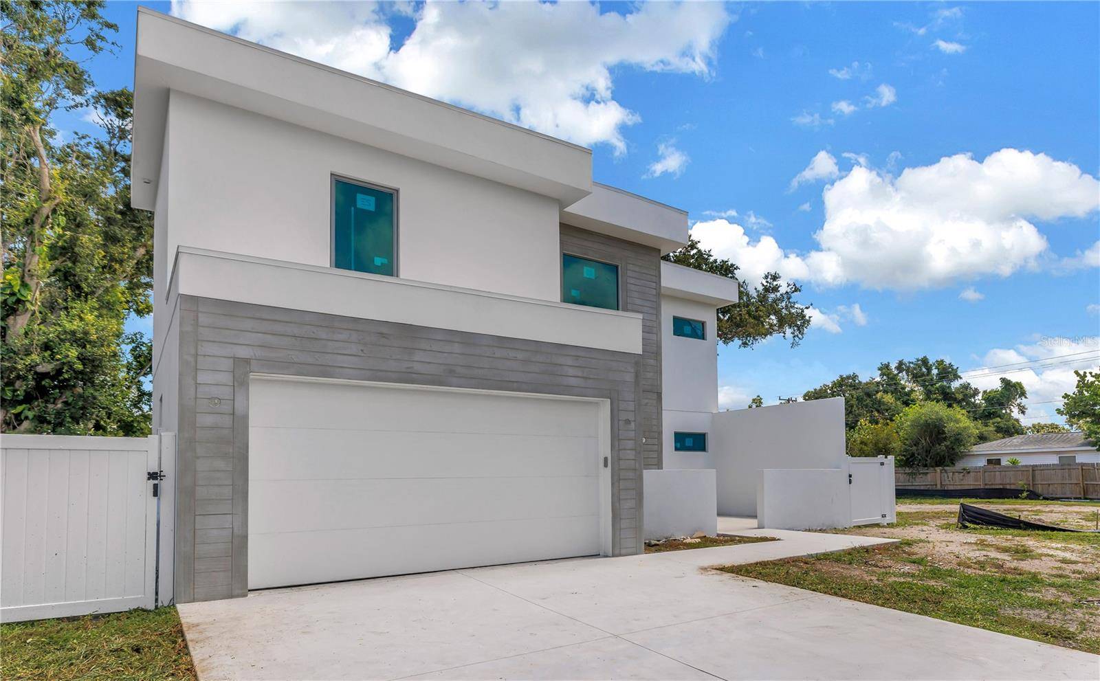 Sarasota, FL 34239,2065 GOLDENROD ST