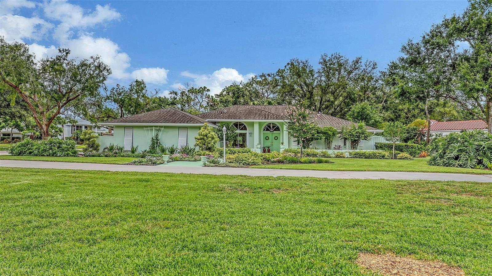Sarasota, FL 34241,7604 WEEPING WILLOW CIR