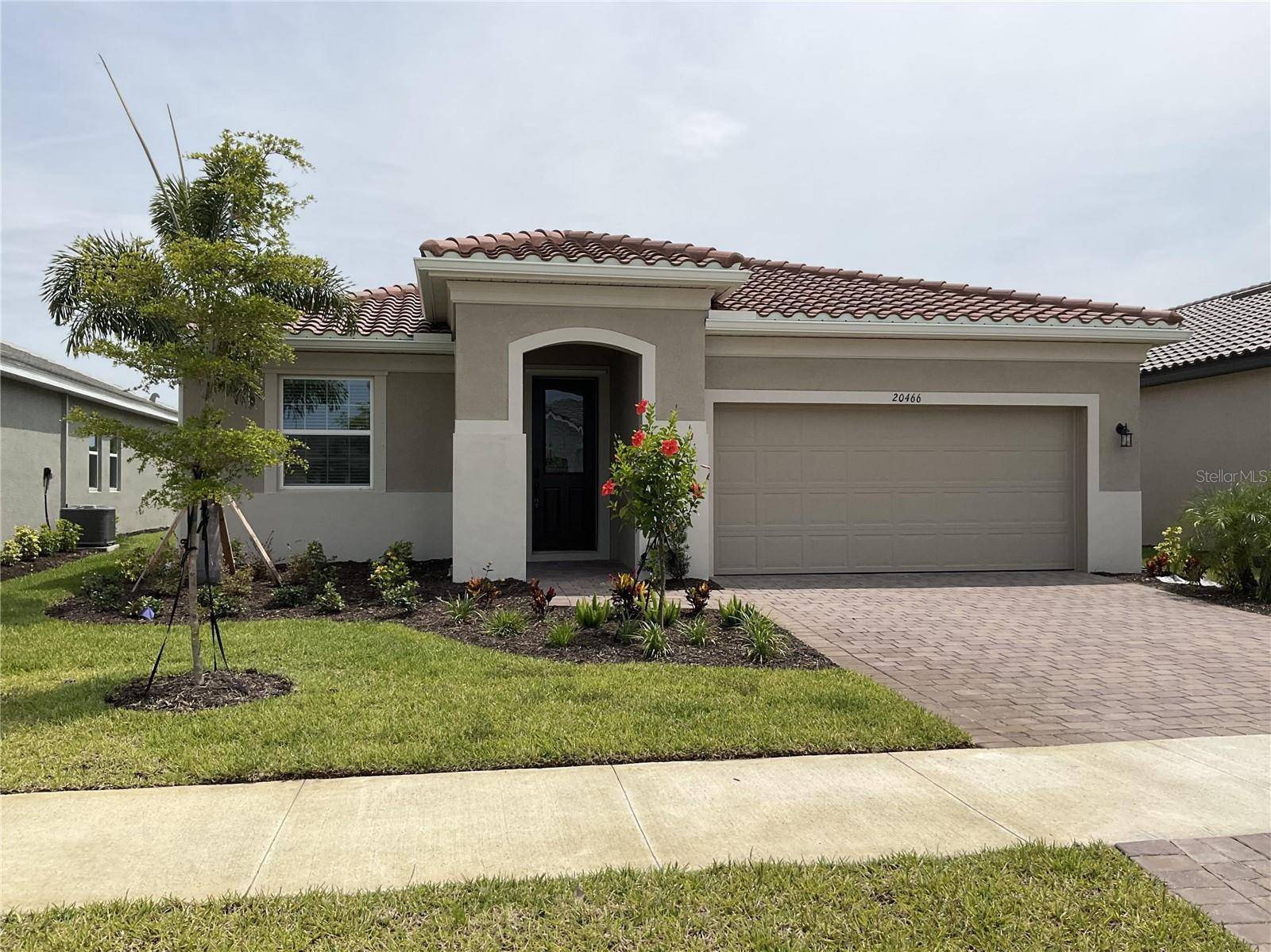 Venice, FL 34293,20466 BANDERA PL