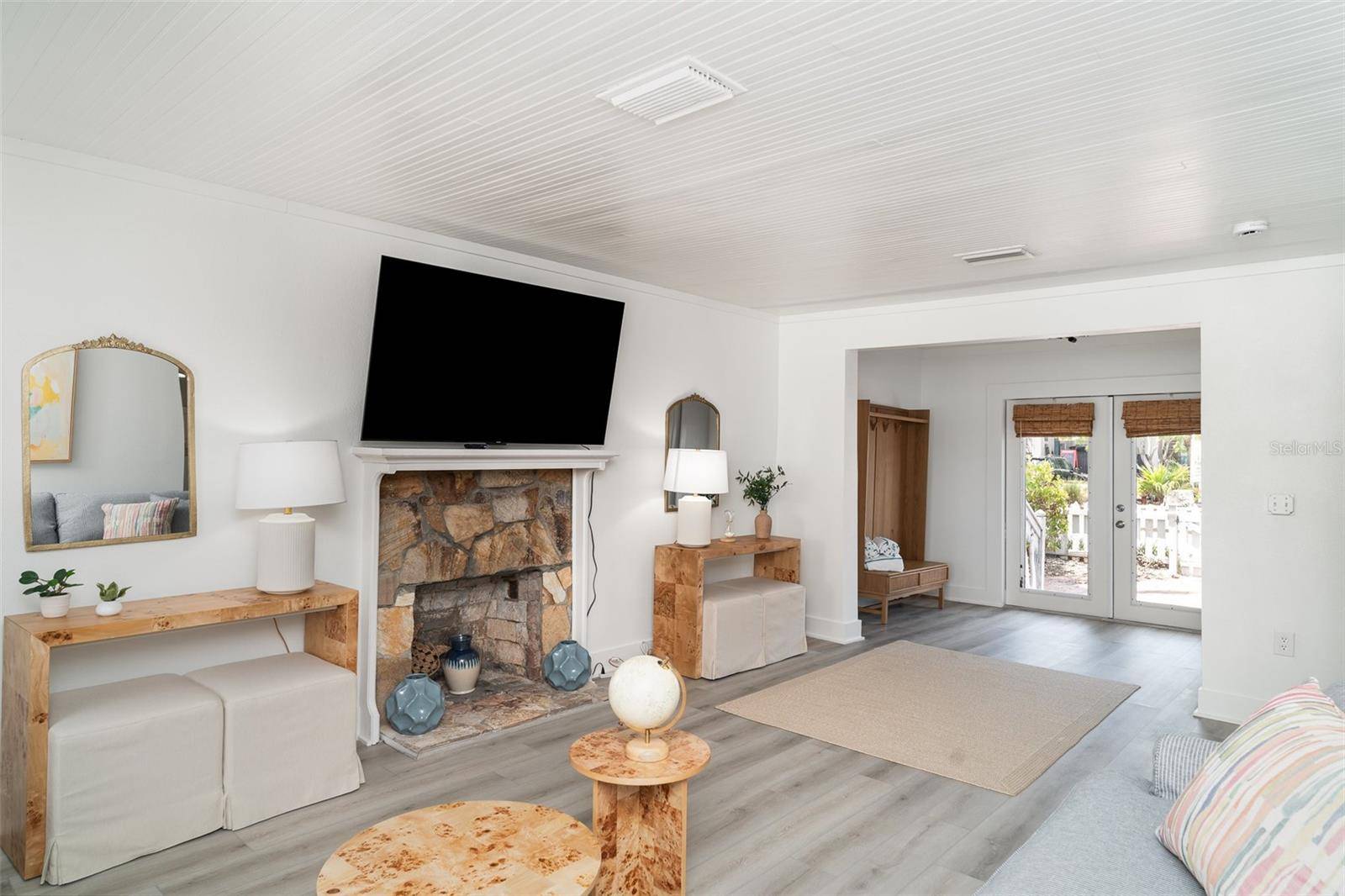 Anna Maria, FL 34216,309 PINE AVE