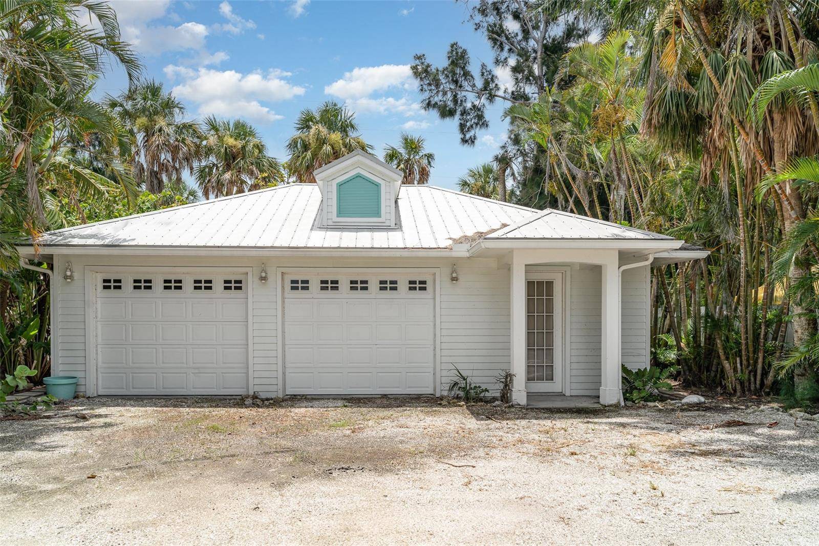 Anna Maria, FL 34216,309 PINE AVE