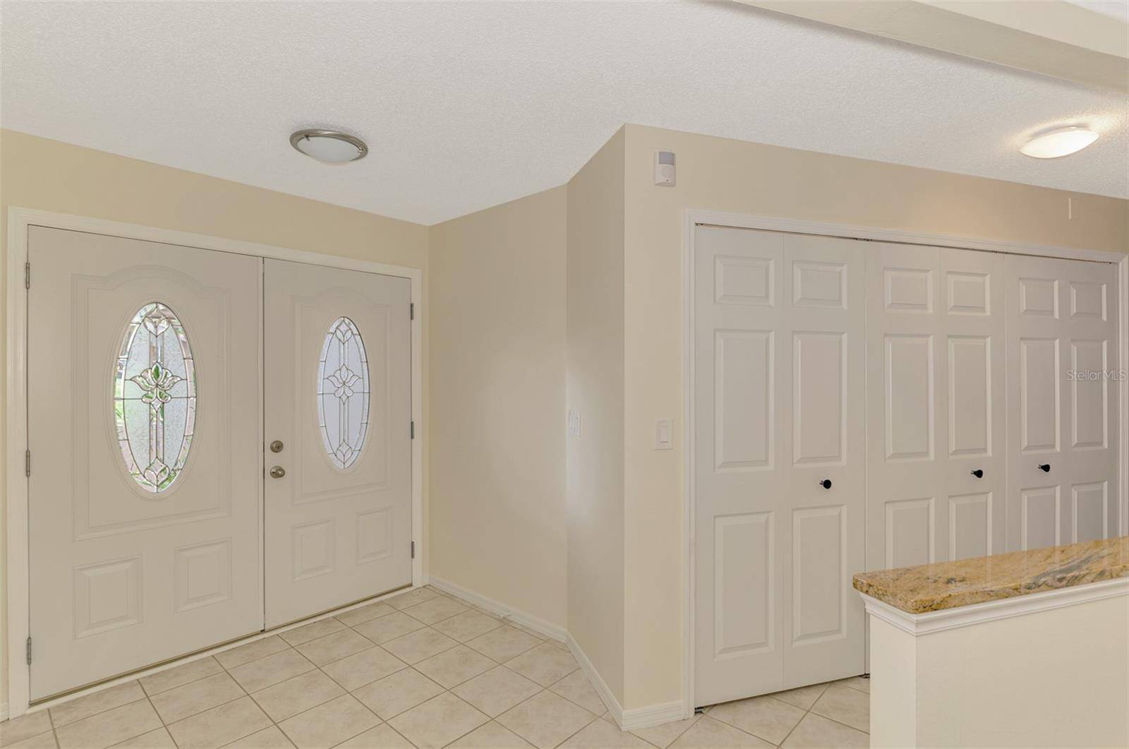 Sarasota, FL 34243,5124 PALM AIRE DR