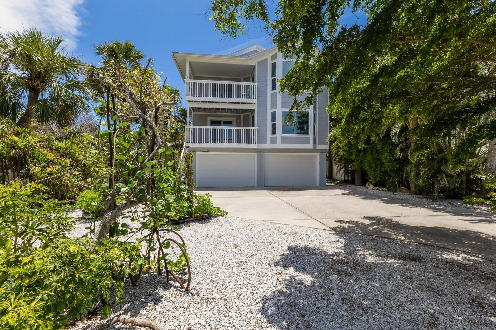 Anna Maria, FL 34216,401 N BAY BLVD