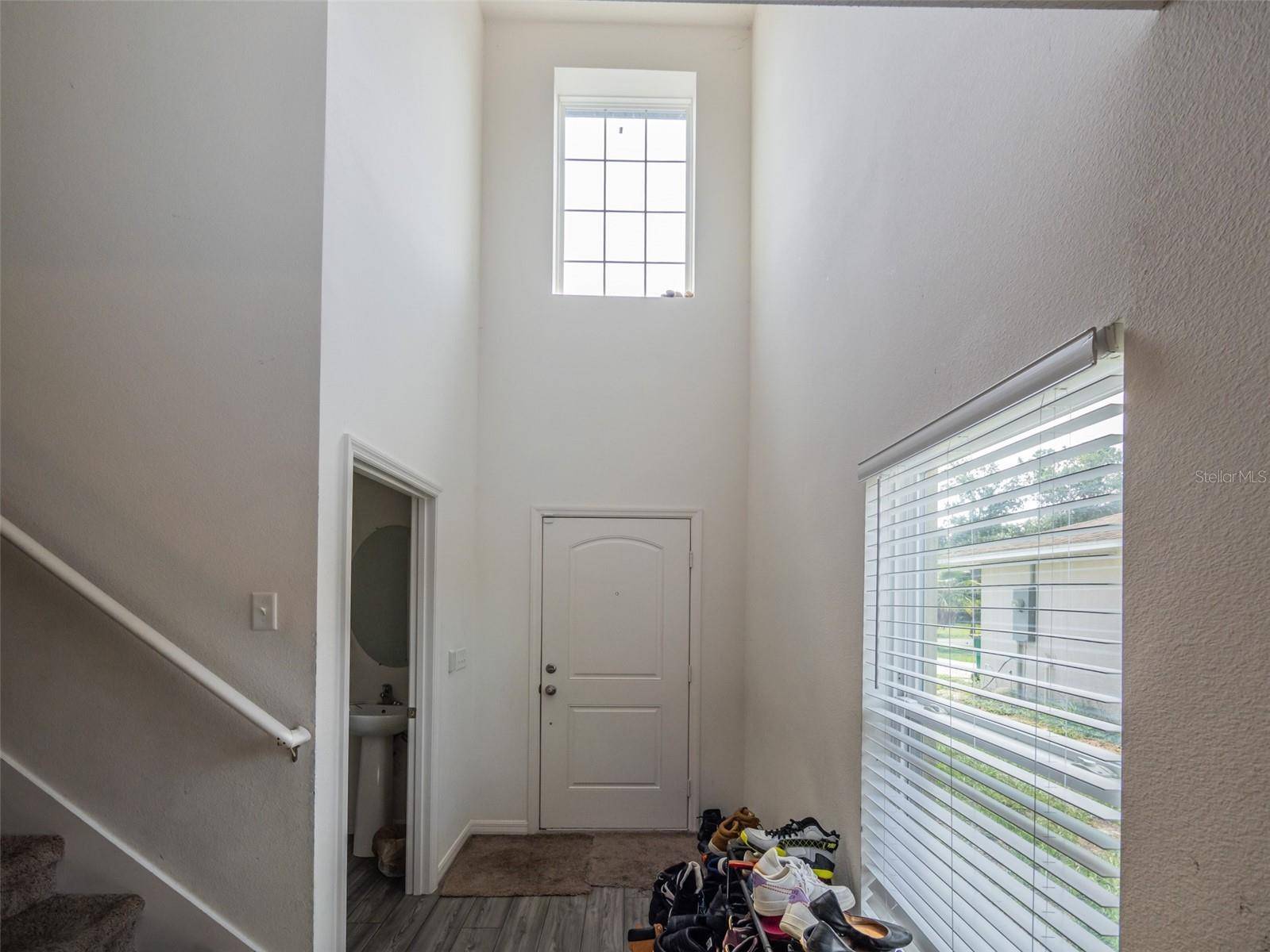 Tavares, FL 32778,938 MANSFIELD RD