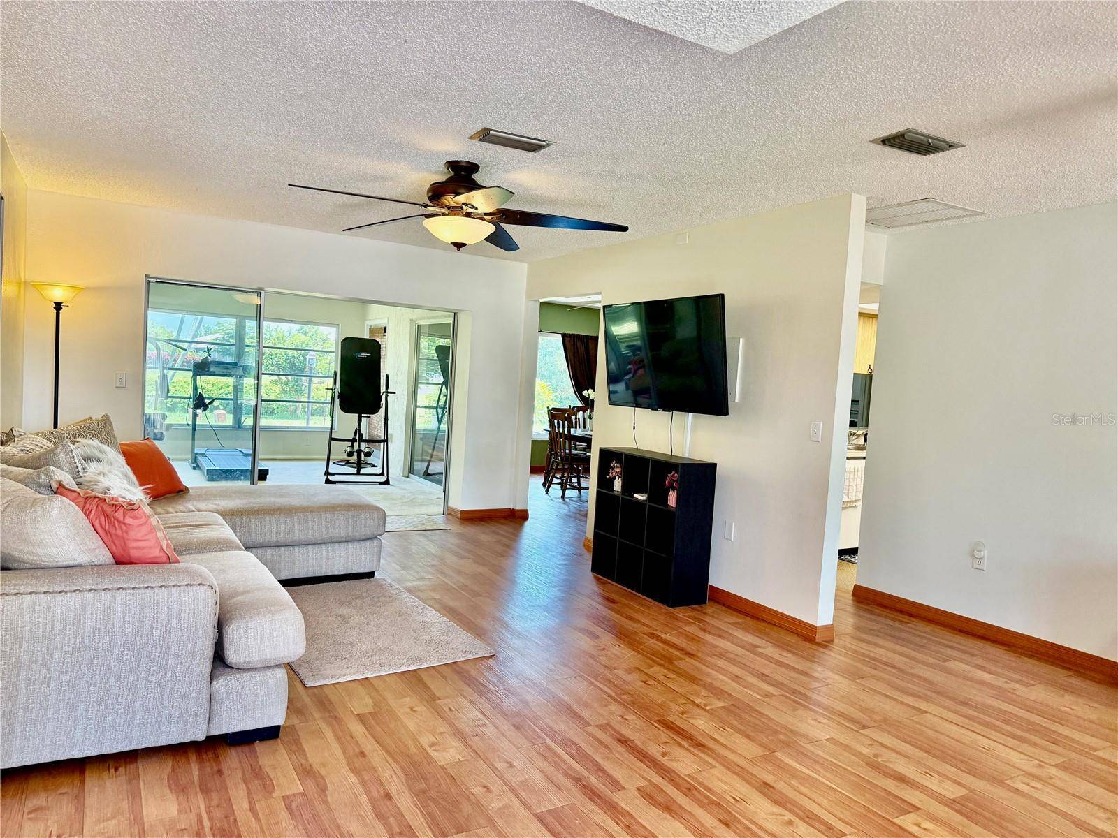 Bradenton, FL 34209,6806 18TH AVE W