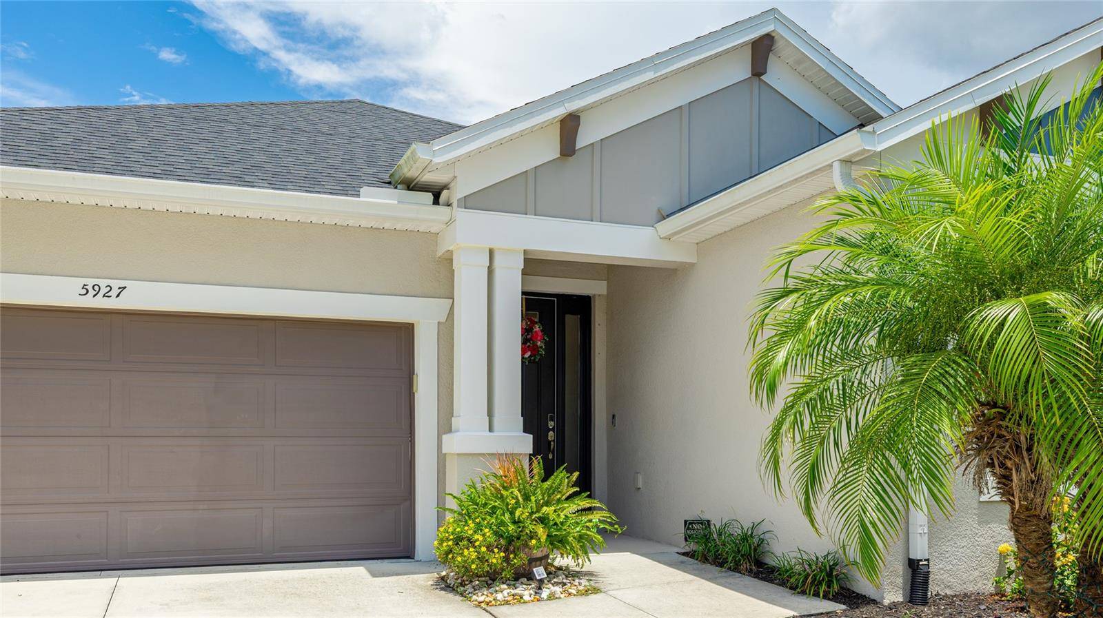Palmetto, FL 34221,5927 MAIDENSTONE WAY