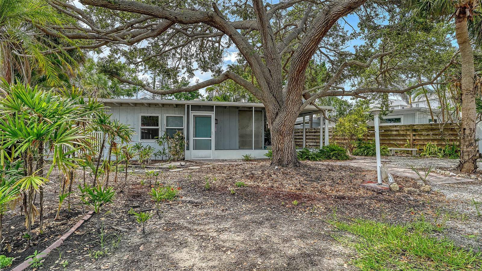 Sarasota, FL 34242,5531 CALLE DEL VERANO
