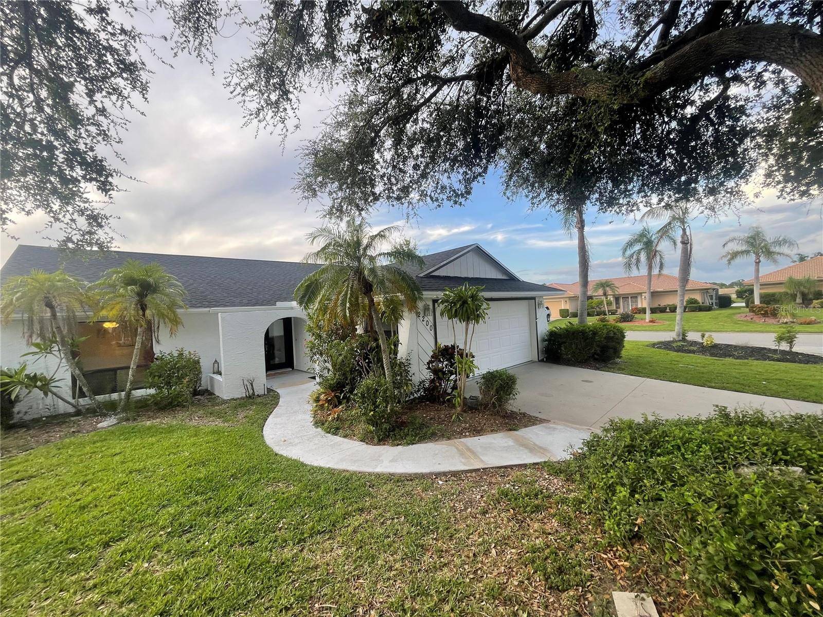 Venice, FL 34293,2200 E VILLAGE CT