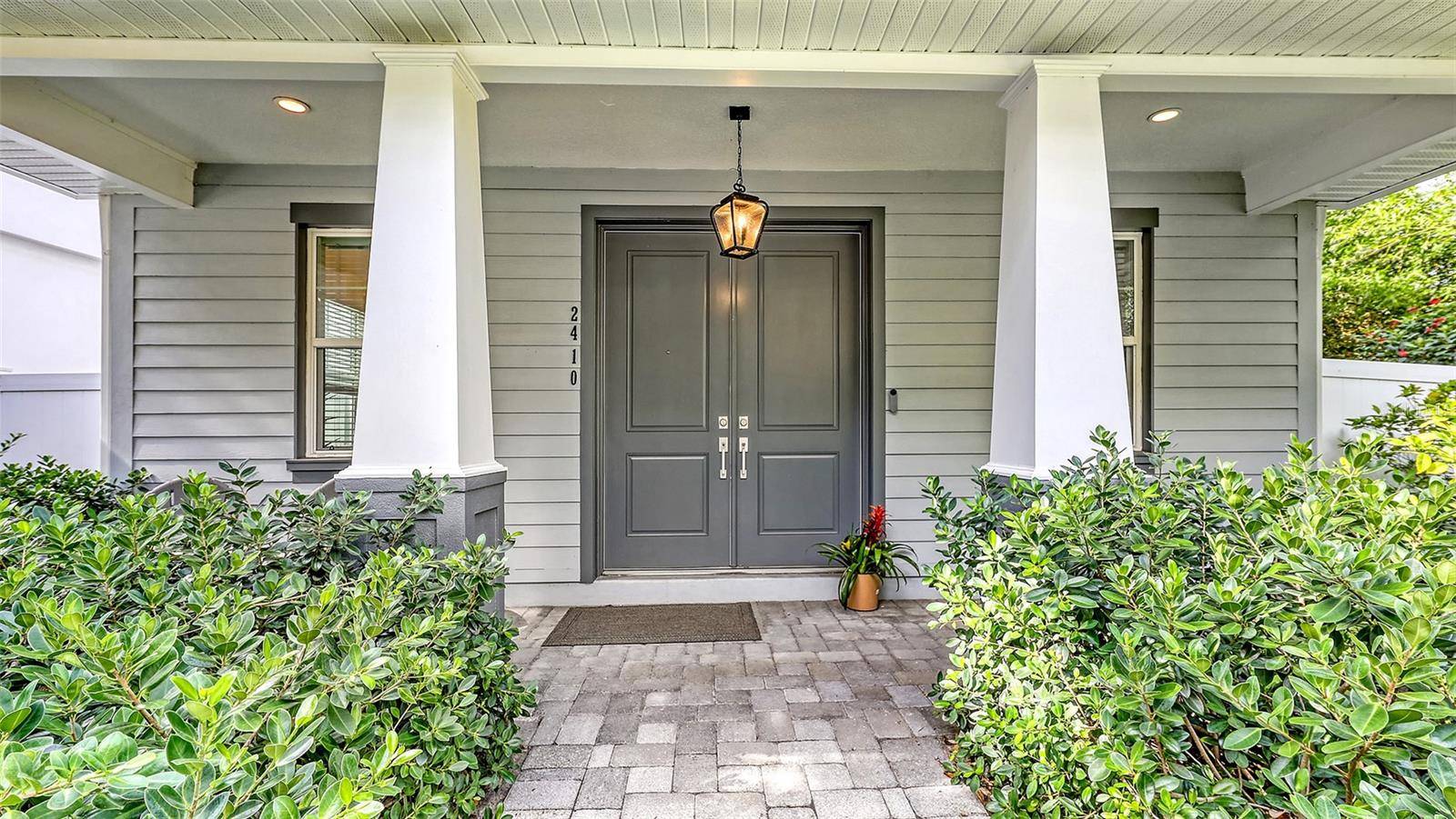 Sarasota, FL 34239,2410 PROSPECT ST