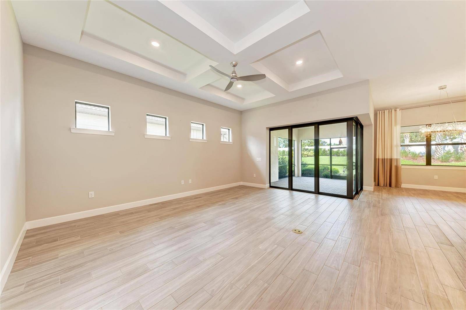Sarasota, FL 34240,7781 GRANDE SHORES DR