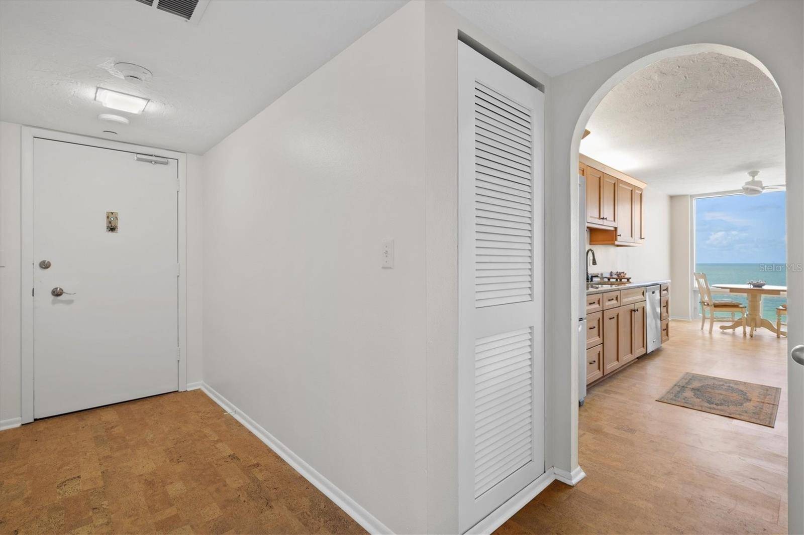 Longboat Key, FL 34228,2425 GULF OF MEXICO DR #10F