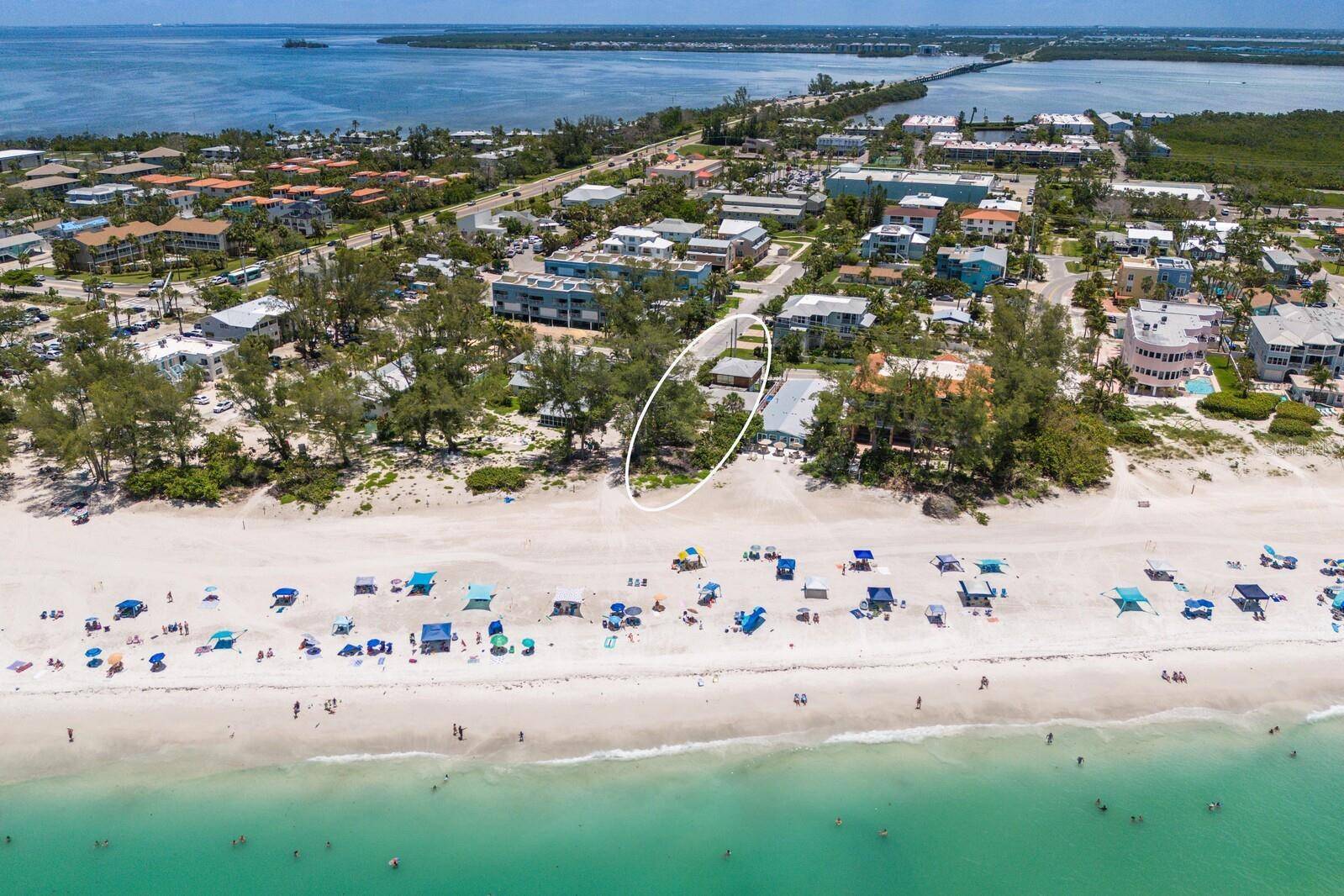 Holmes Beach, FL 34217,3720 GULF DR