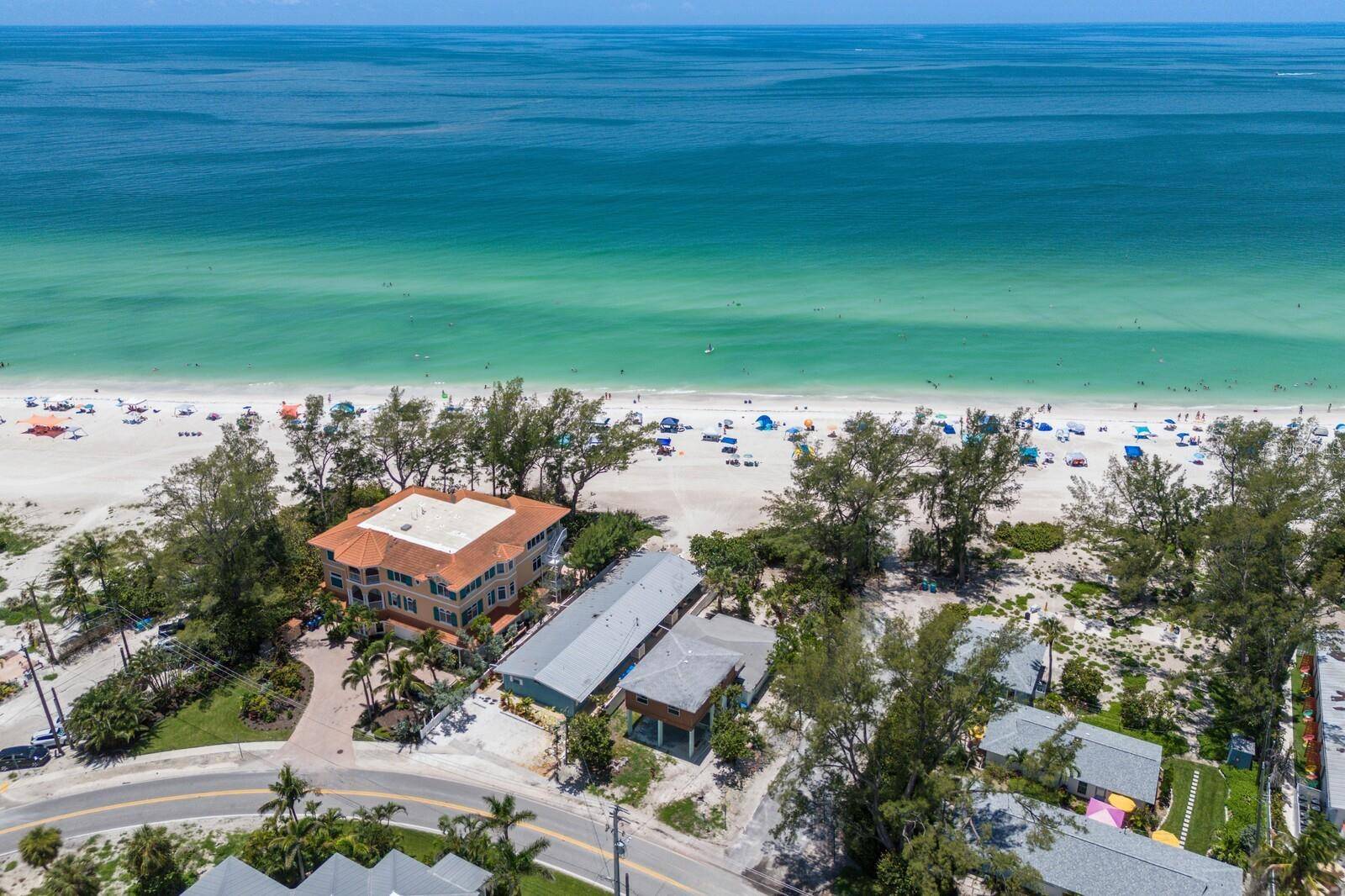 Holmes Beach, FL 34217,3720 GULF DR
