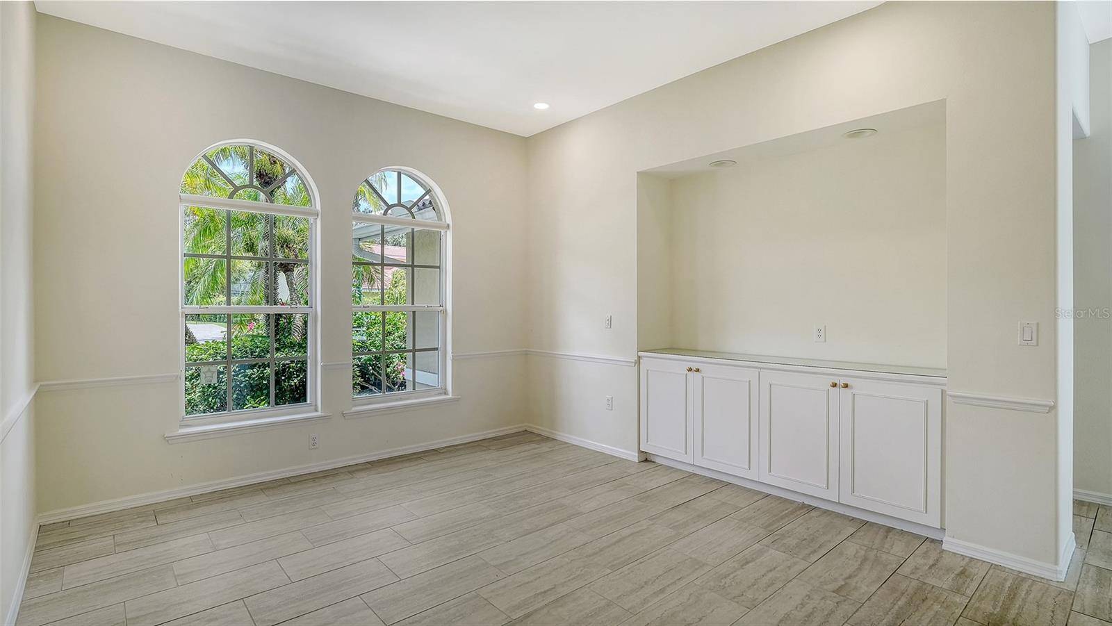 Sarasota, FL 34238,8239 CYPRESS HOLLOW DR